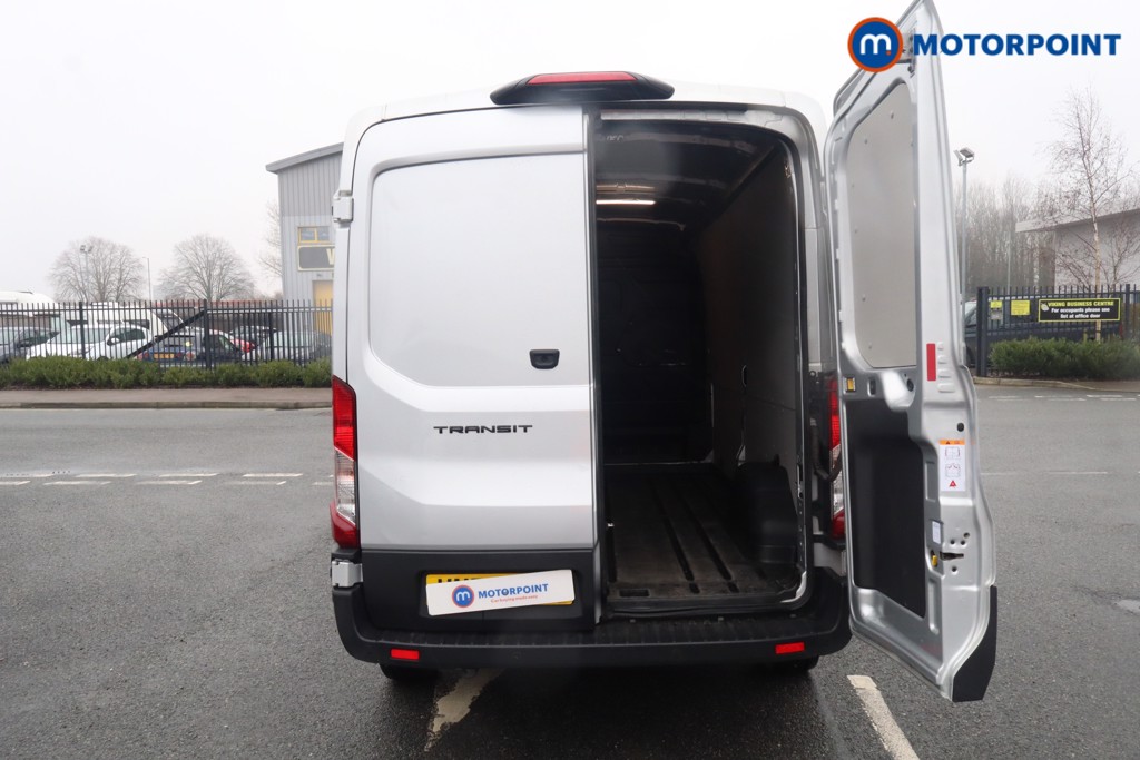 Ford Transit Limited Automatic Diesel Medium Roof Van - Stock Number (1605117) - 27th supplementary image