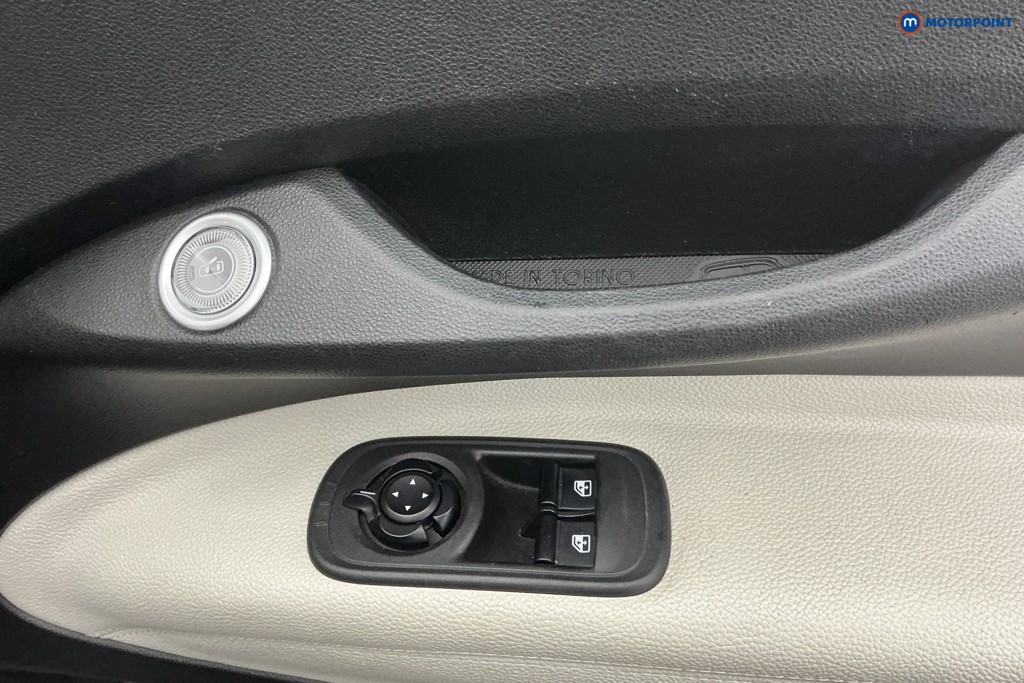 Fiat 500 La Prima Automatic Electric Hatchback - Stock Number (1605381) - 25th supplementary image