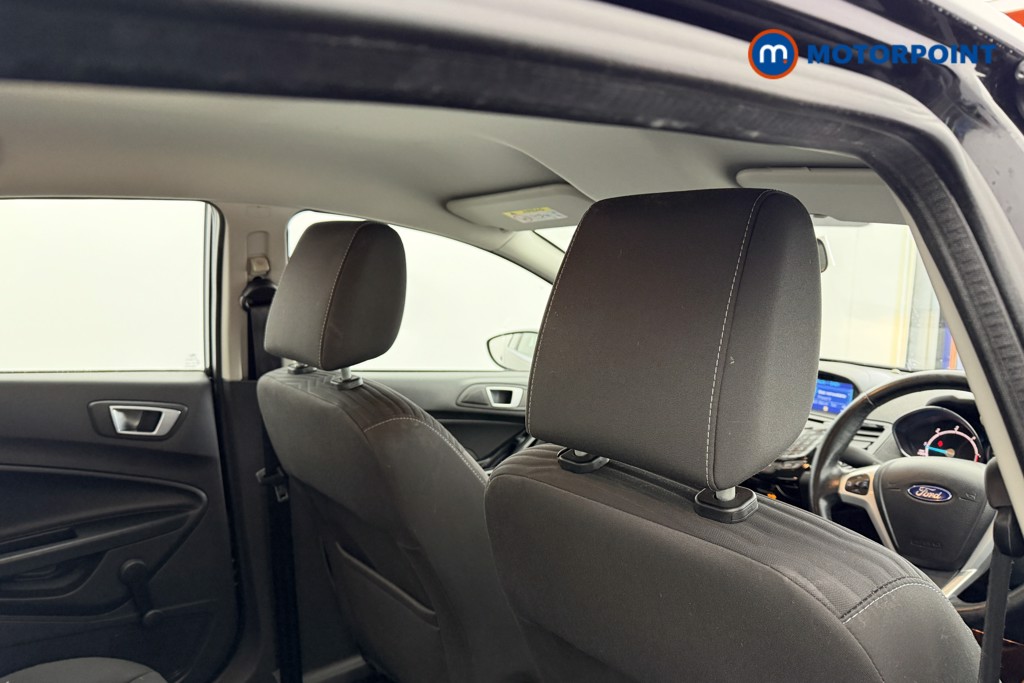 Ford Fiesta Zetec Manual Diesel Hatchback - Stock Number (1605764) - 21st supplementary image