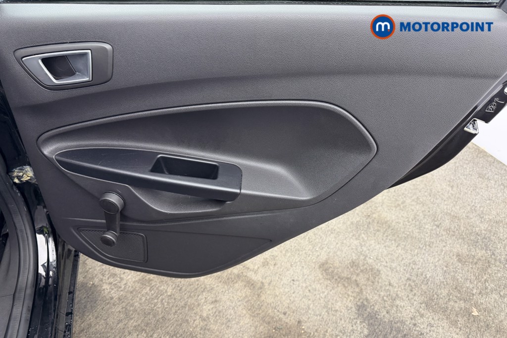 Ford Fiesta Zetec Manual Diesel Hatchback - Stock Number (1605764) - 23rd supplementary image