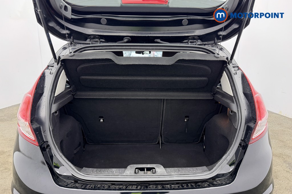 Ford Fiesta Zetec Manual Diesel Hatchback - Stock Number (1605764) - 25th supplementary image