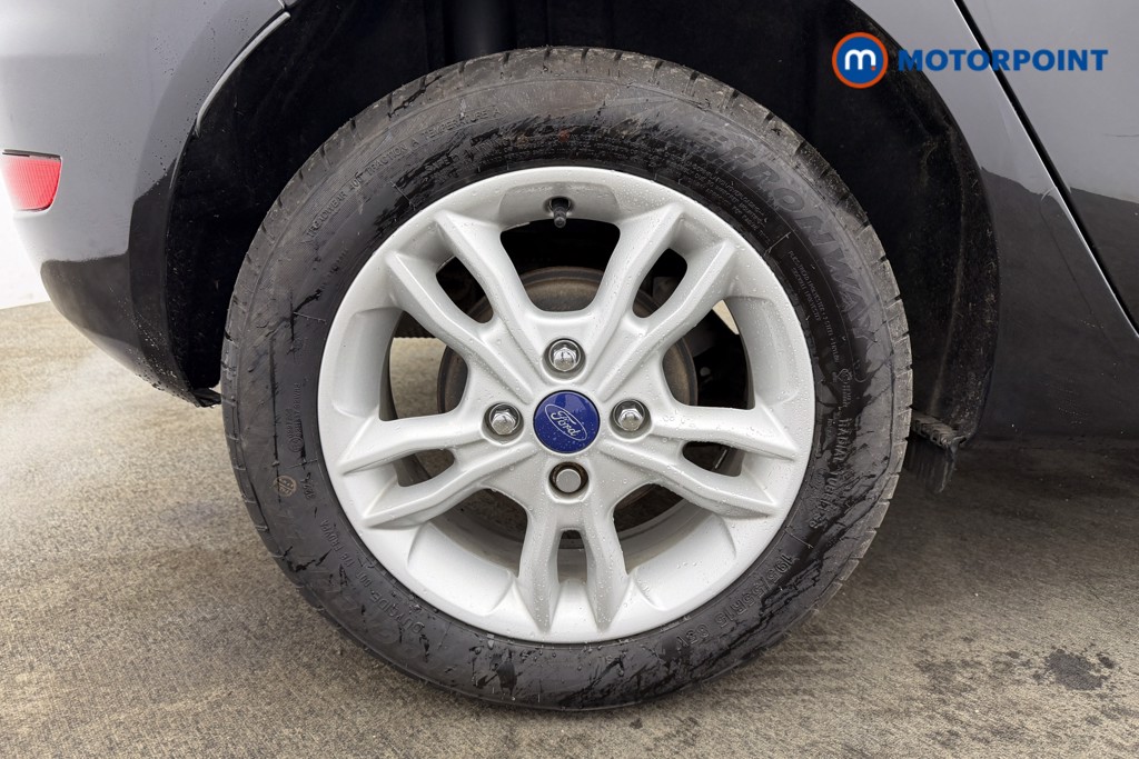 Ford Fiesta Zetec Manual Diesel Hatchback - Stock Number (1605764) - 35th supplementary image