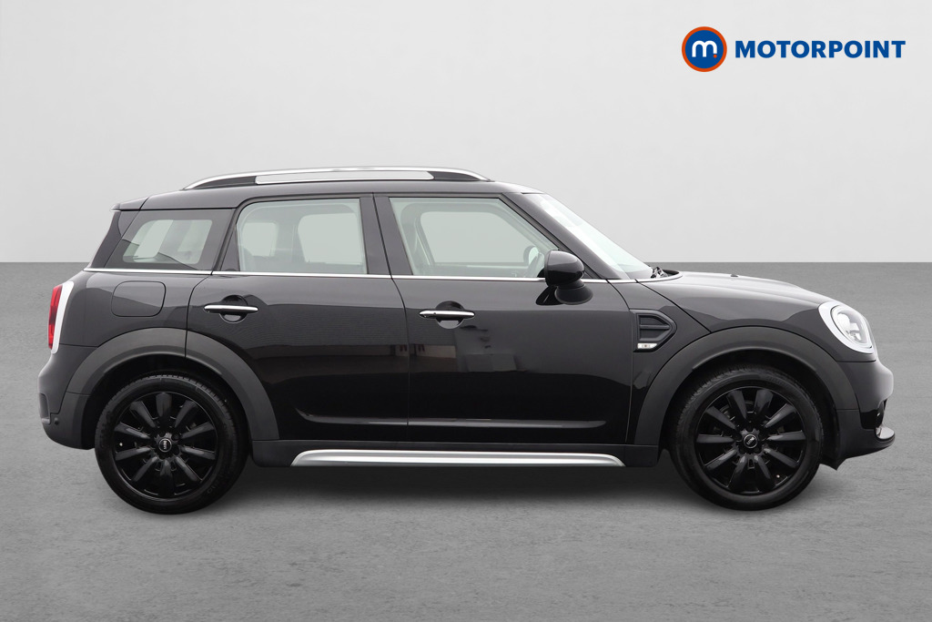 Mini Countryman Cooper Automatic Petrol SUV - Stock Number (1606210) - Drivers side