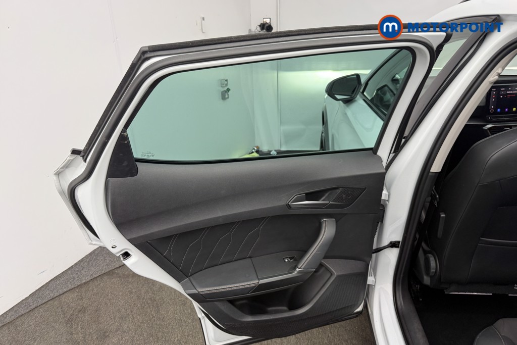 Cupra Formentor V1 Automatic Petrol SUV - Stock Number (1607114) - 8th supplementary image