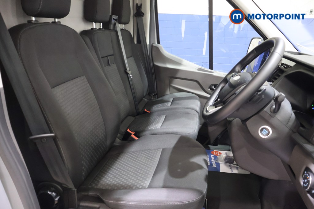 Ford Transit Limited Automatic Diesel Medium Roof Van - Stock Number (1607446) - 14th supplementary image