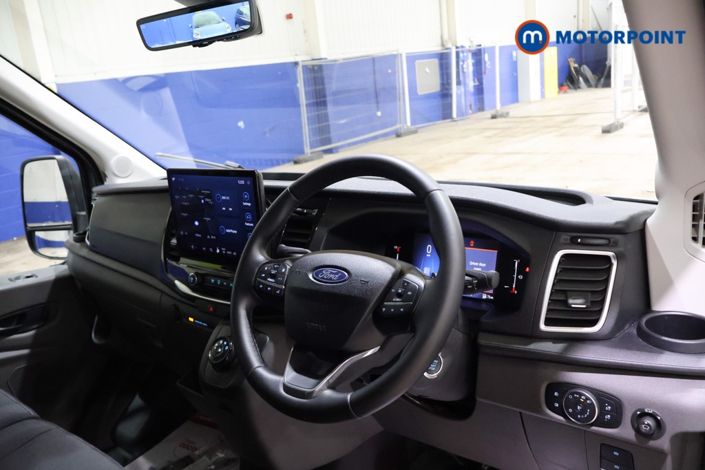 Ford Transit Limited Automatic Diesel Medium Roof Van - Stock Number (1607446) - 15th supplementary image