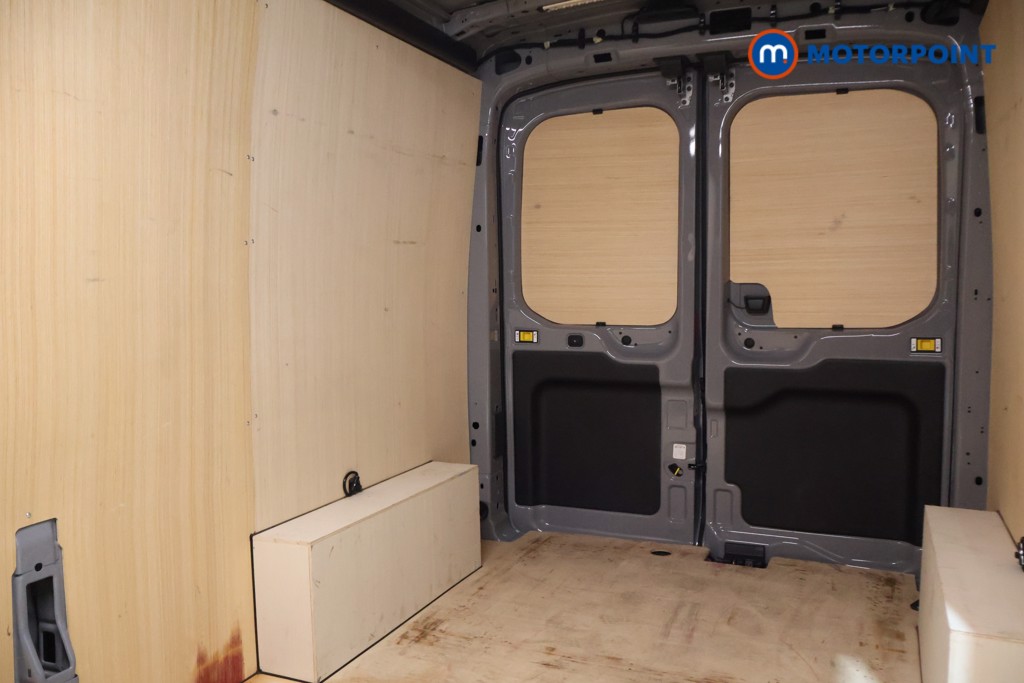 Ford Transit Limited Automatic Diesel Medium Roof Van - Stock Number (1607446) - 17th supplementary image