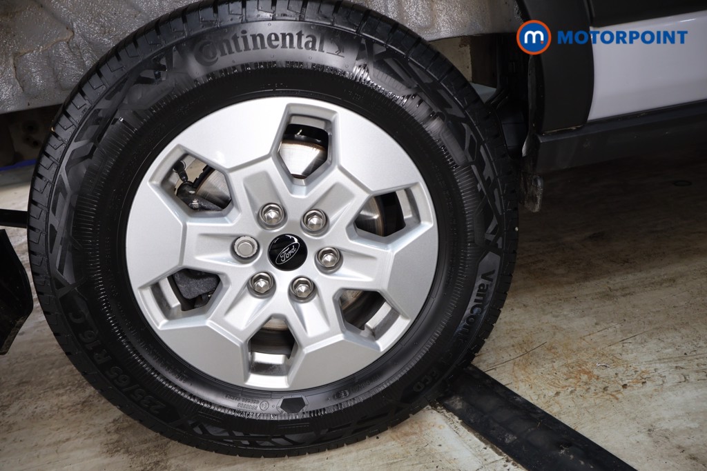 Ford Transit Limited Automatic Diesel Medium Roof Van - Stock Number (1607446) - 22nd supplementary image