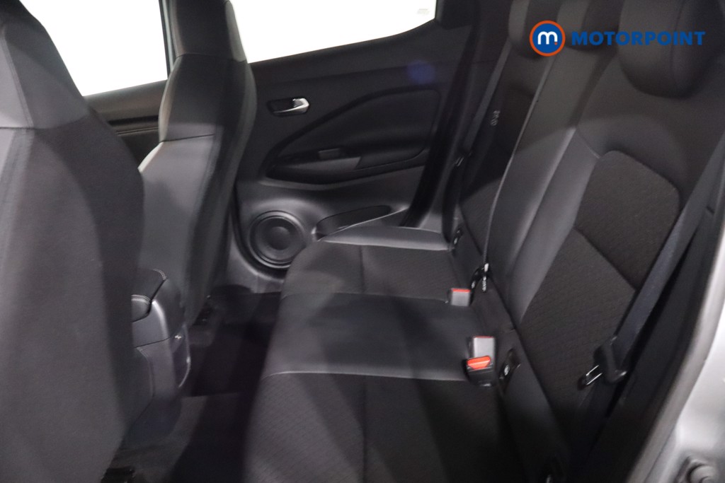 Nissan Juke N-Connecta Automatic Petrol SUV - Stock Number (1607870) - 5th supplementary image