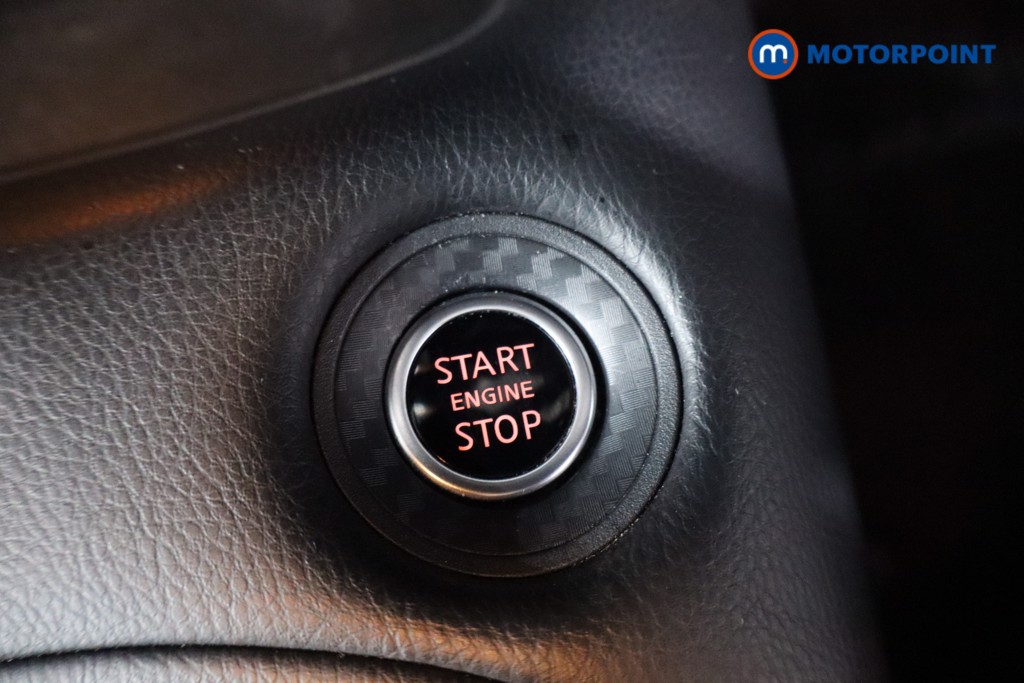 Nissan Juke N-Connecta Automatic Petrol SUV - Stock Number (1607870) - 20th supplementary image