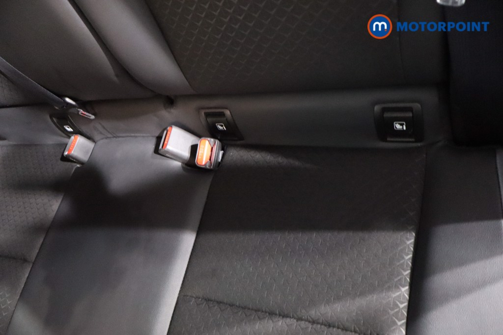 Nissan Juke N-Connecta Automatic Petrol SUV - Stock Number (1607870) - 27th supplementary image