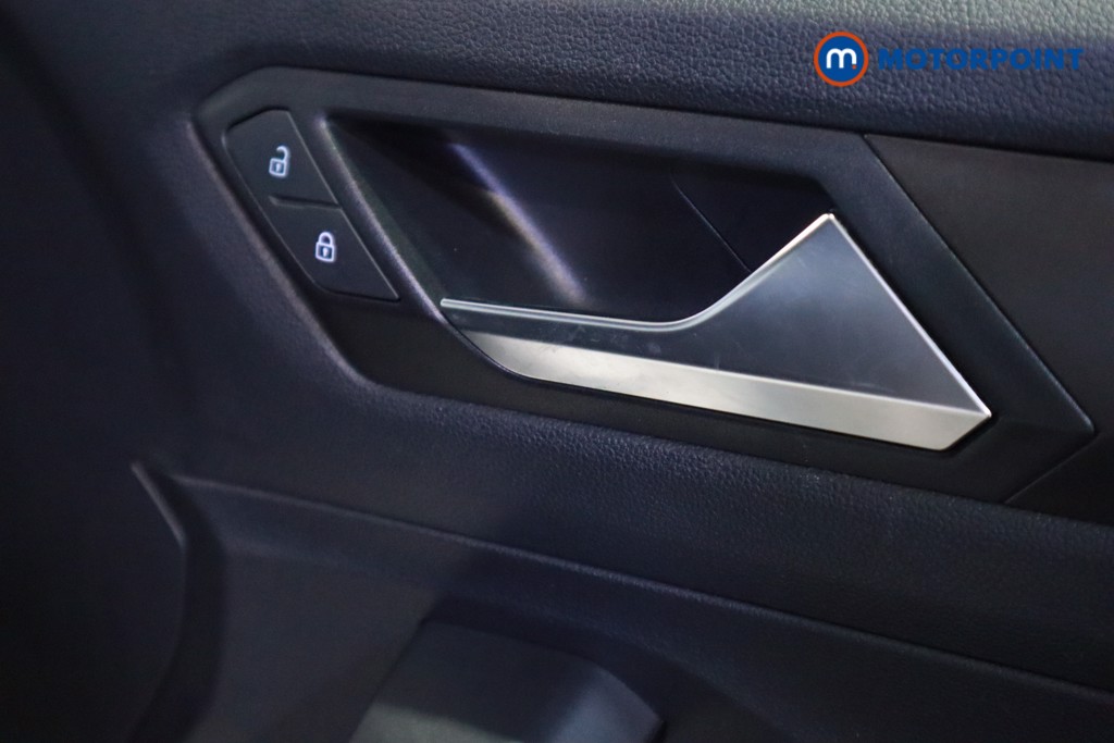 Volkswagen T-Roc SE Manual Diesel SUV - Stock Number (1608086) - 14th supplementary image