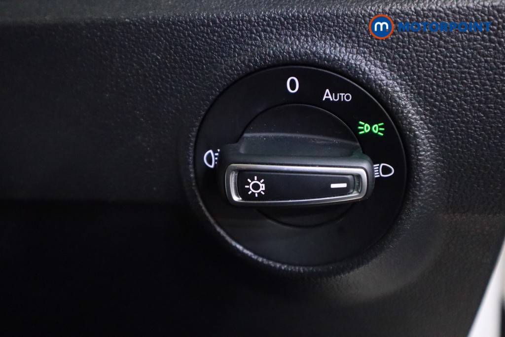 Volkswagen T-Roc SE Manual Diesel SUV - Stock Number (1608086) - 15th supplementary image