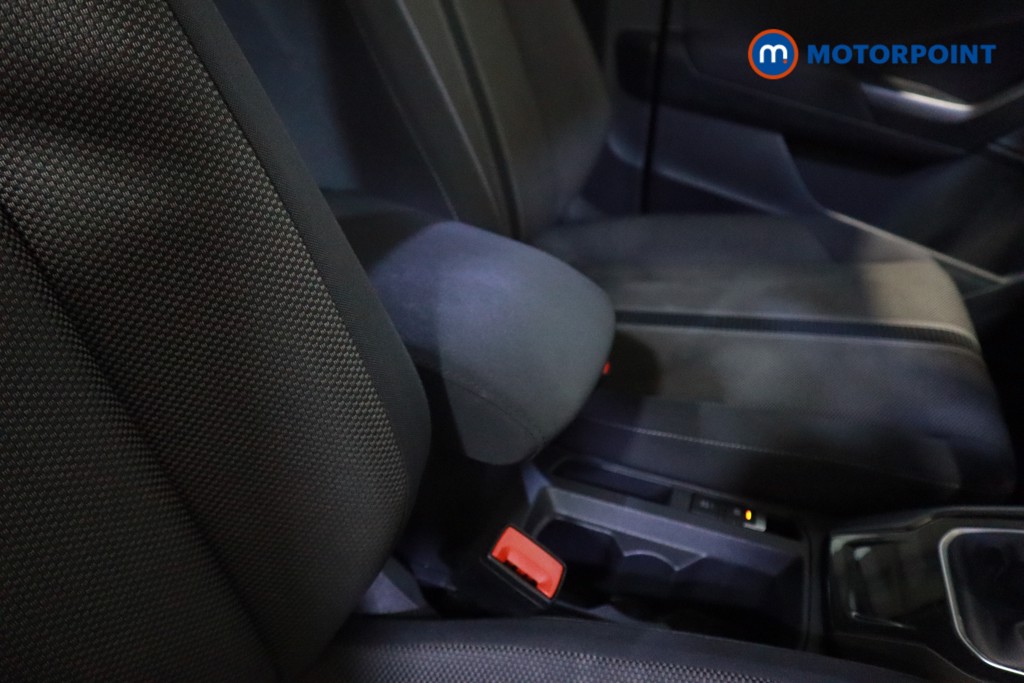 Volkswagen T-Roc SE Manual Diesel SUV - Stock Number (1608086) - 21st supplementary image