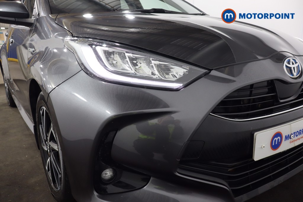 Toyota Yaris Design Automatic Petrol-Electric Hybrid Hatchback - Stock Number (1608935) - 27th supplementary image