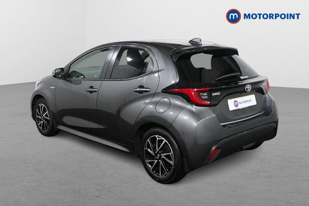 Toyota Yaris Design Automatic Petrol-Electric Hybrid Hatchback - Stock Number (1608935) - Passenger side rear corner