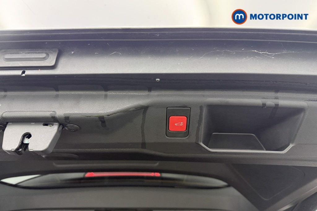 Peugeot 5008 GT Automatic Petrol SUV - Stock Number (1609098) - 17th supplementary image