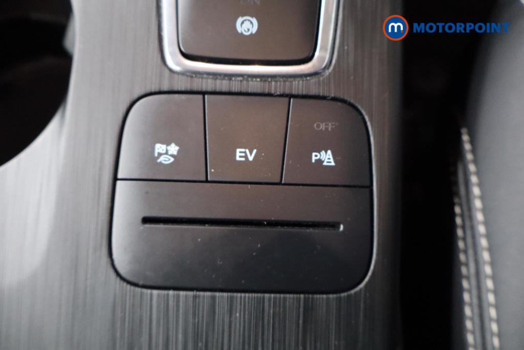 Ford Kuga Vignale Automatic Petrol Plug-In Hybrid SUV - Stock Number (1609248) - 6th supplementary image