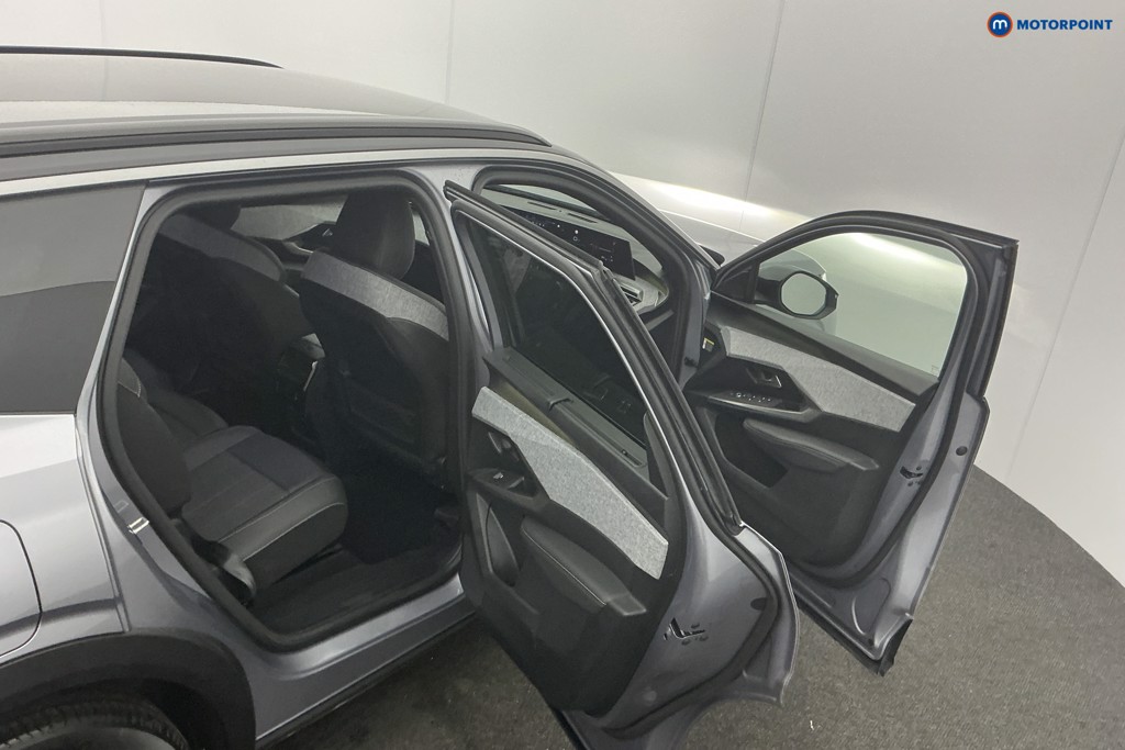 Peugeot 5008 GT Automatic Petrol SUV - Stock Number (1609800) - 5th supplementary image