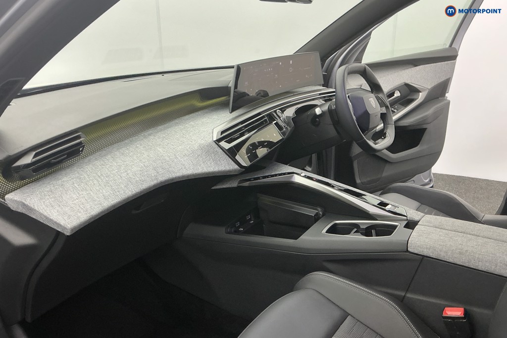 Peugeot 5008 GT Automatic Petrol SUV - Stock Number (1609800) - 11th supplementary image