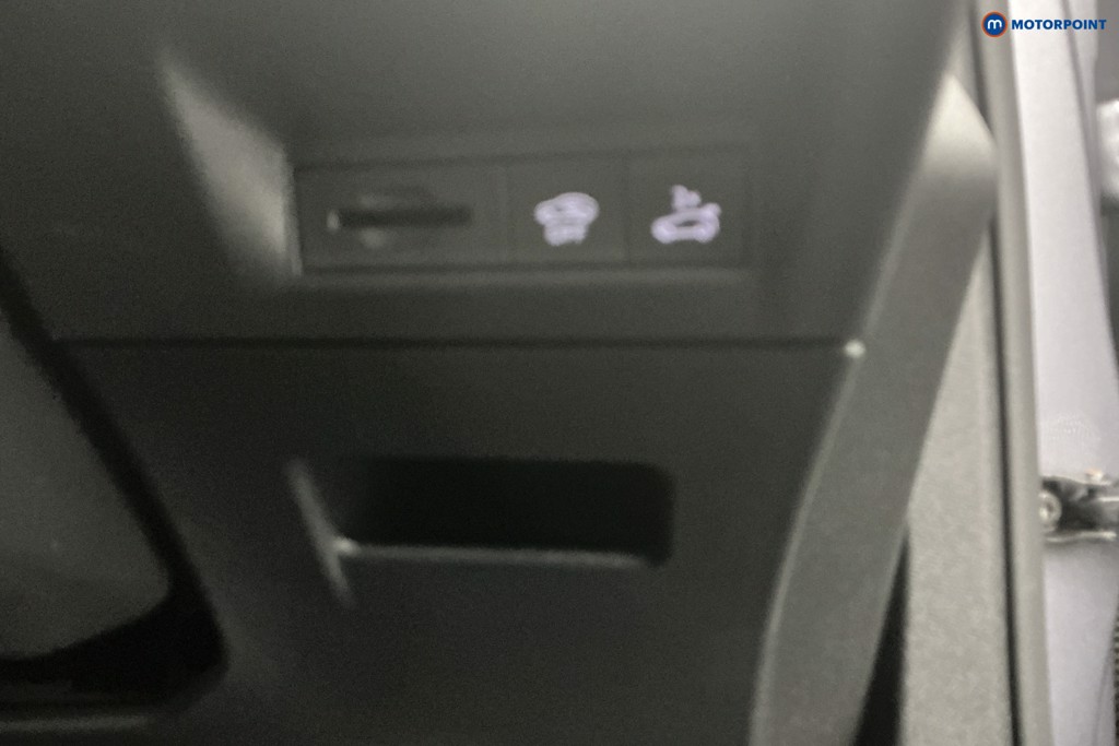 Peugeot 5008 GT Automatic Petrol SUV - Stock Number (1609800) - 26th supplementary image