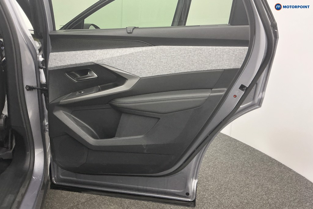 Peugeot 5008 GT Automatic Petrol SUV - Stock Number (1609800) - 30th supplementary image