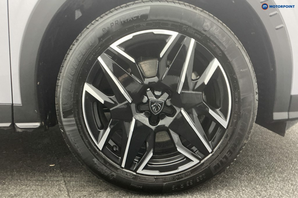 Peugeot 5008 GT Automatic Petrol SUV - Stock Number (1609800) - 40th supplementary image