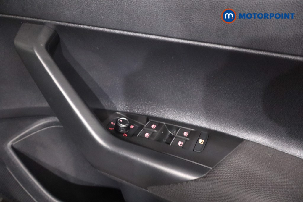 Volkswagen Polo R-Line Automatic Petrol Hatchback - Stock Number (1610364) - 26th supplementary image