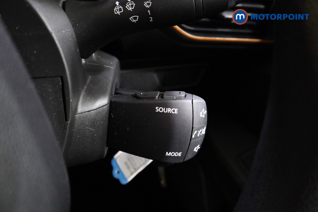 Dacia Sandero Stepway Essential Manual Petrol Hatchback - Stock Number (1610539) - 5th supplementary image