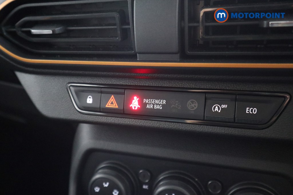 Dacia Sandero Stepway Essential Manual Petrol Hatchback - Stock Number (1610539) - 7th supplementary image