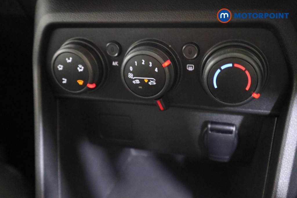 Dacia Sandero Stepway Essential Manual Petrol Hatchback - Stock Number (1610539) - 8th supplementary image