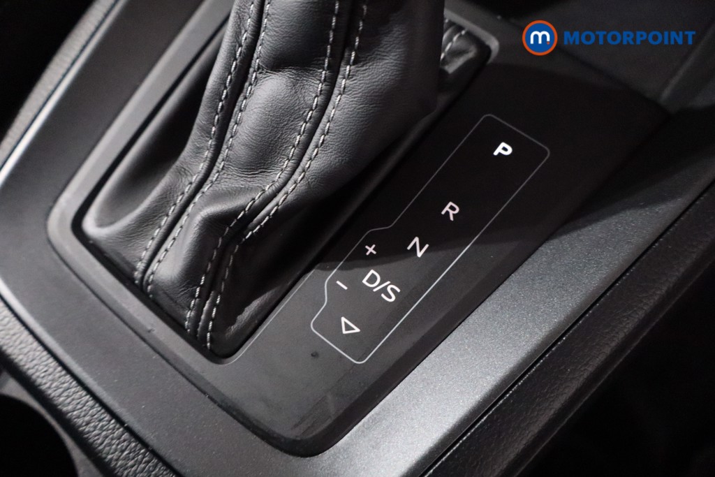 Audi Q3 Black Edition Automatic Petrol Plug-In Hybrid SUV - Stock Number (1610646) - 22nd supplementary image