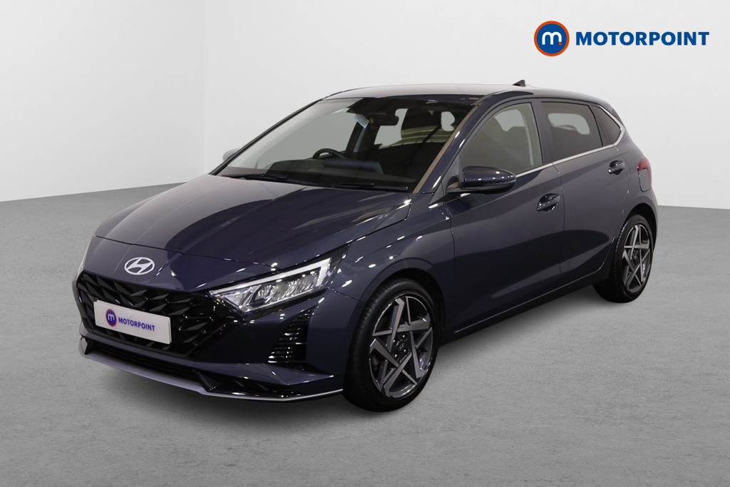 Hyundai I20 Premium Manual Petrol Hatchback - Stock Number (1610713) - Passenger side front corner