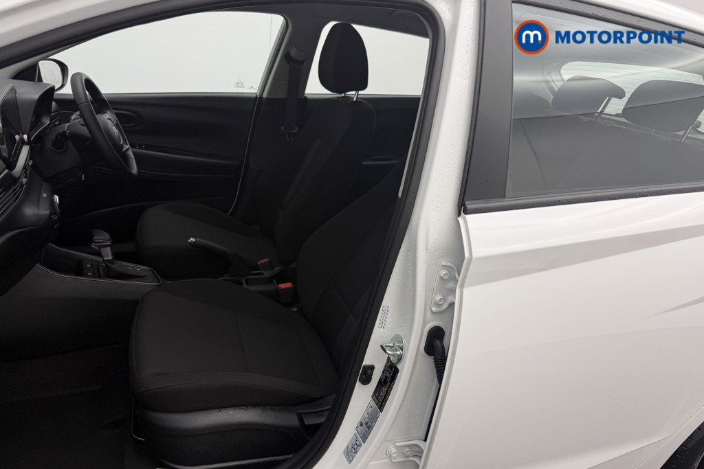 Hyundai I20 Advance Automatic Petrol Hatchback - Stock Number (1610837) - 2nd supplementary image