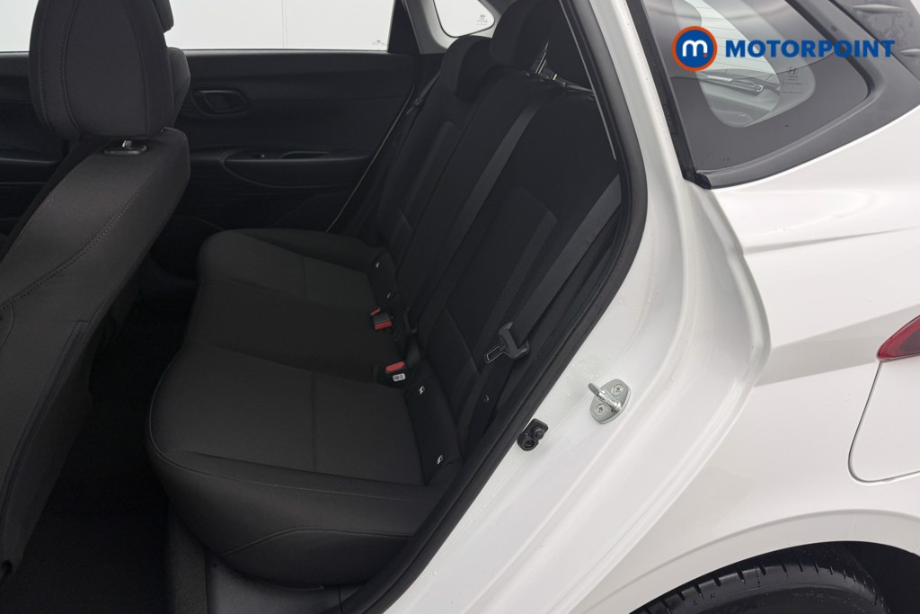 Hyundai I20 Advance Automatic Petrol Hatchback - Stock Number (1610837) - 6th supplementary image