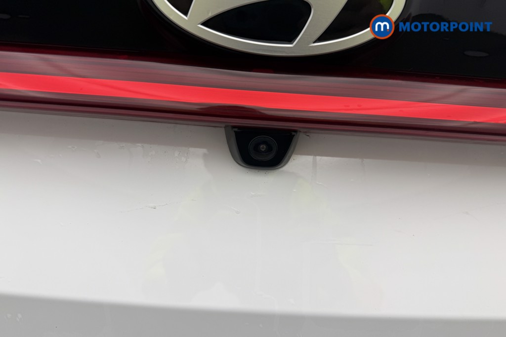 Hyundai I20 Advance Automatic Petrol Hatchback - Stock Number (1610837) - 11th supplementary image