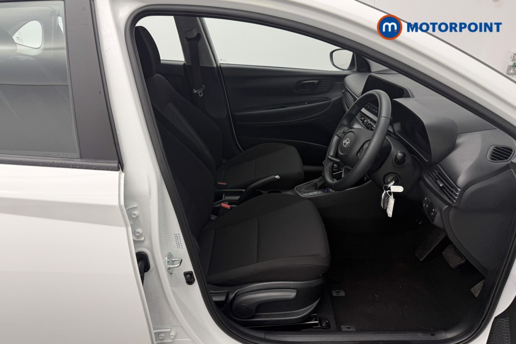 Hyundai I20 Advance Automatic Petrol Hatchback - Stock Number (1610837) - 17th supplementary image