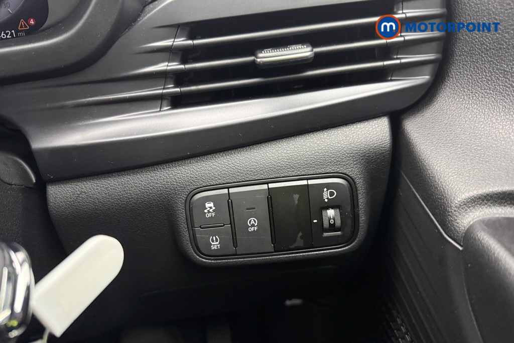 Hyundai I20 Advance Automatic Petrol Hatchback - Stock Number (1610837) - 30th supplementary image