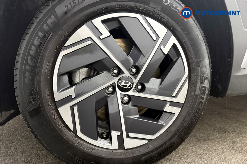 Hyundai Tucson Advance Manual Petrol SUV - Stock Number (1610872) - 12th supplementary image