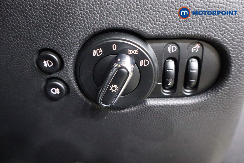 Mini Hatchback Cooper Sport Manual Petrol Hatchback - Stock Number (1610955) - 16th supplementary image