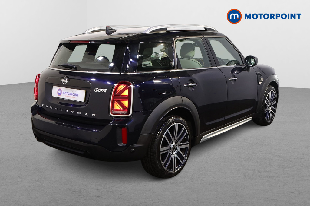 Mini Countryman Cooper Exclusive Manual Petrol SUV - Stock Number (1610992) - Drivers side rear corner