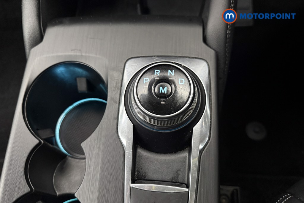 Ford Focus St-Line Vignale Automatic Diesel Hatchback - Stock Number (1611218) - 6th supplementary image