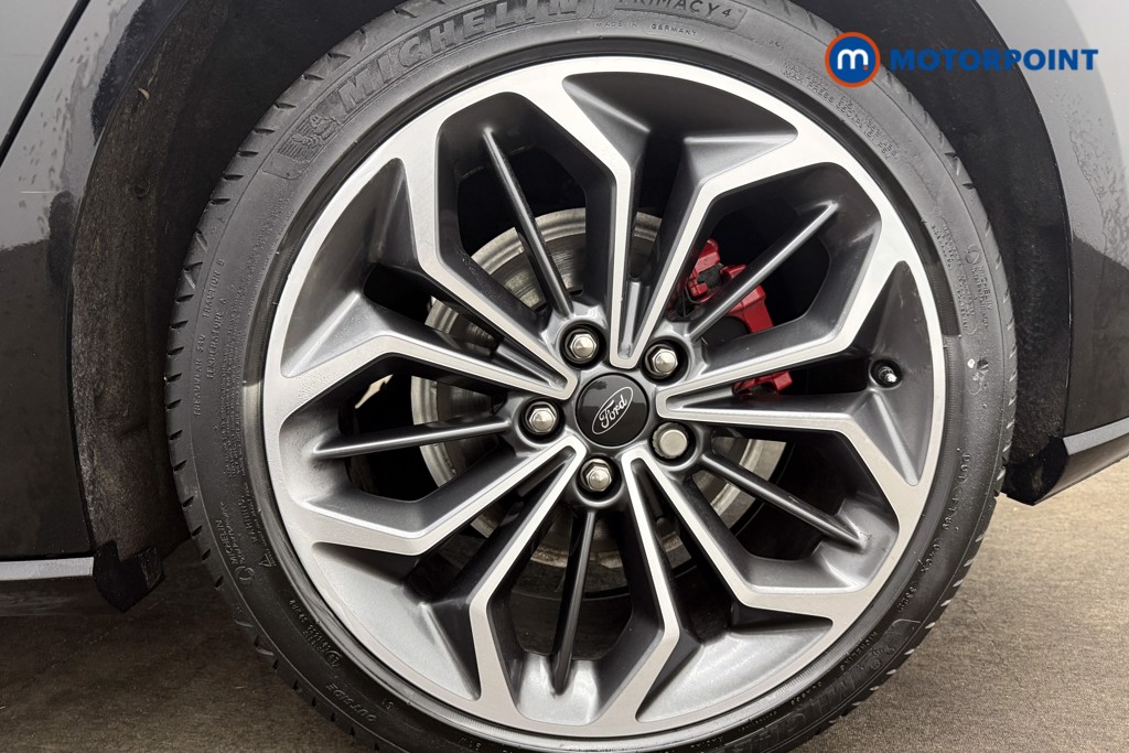 Ford Focus St-Line Vignale Automatic Diesel Hatchback - Stock Number (1611218) - 12th supplementary image