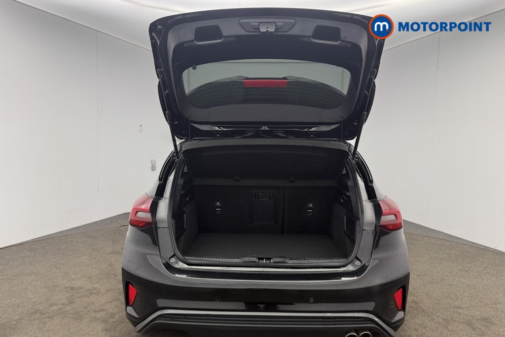 Ford Focus St-Line Vignale Automatic Diesel Hatchback - Stock Number (1611218) - 21st supplementary image