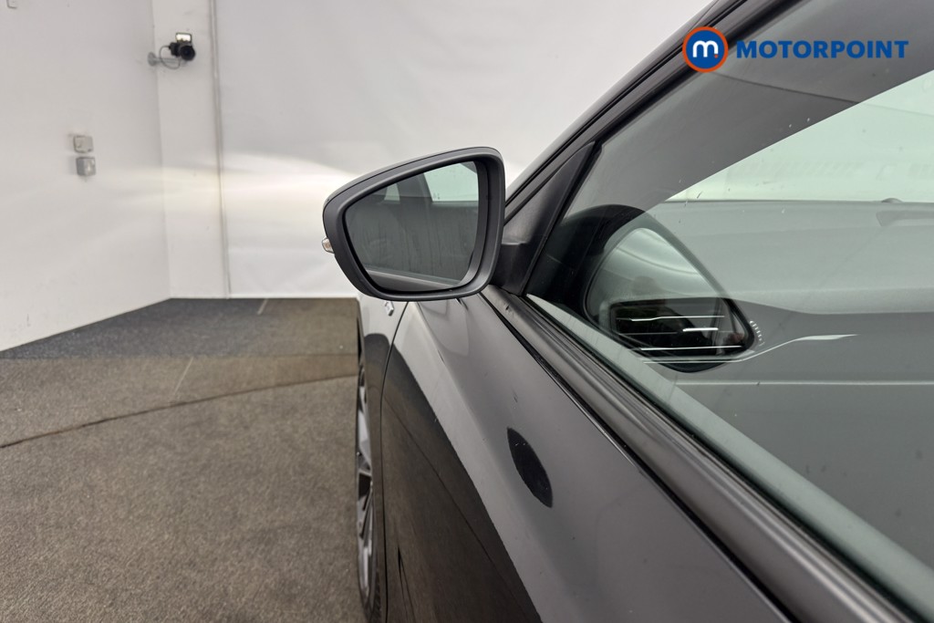 Ford Focus St-Line Vignale Automatic Diesel Hatchback - Stock Number (1611218) - 29th supplementary image