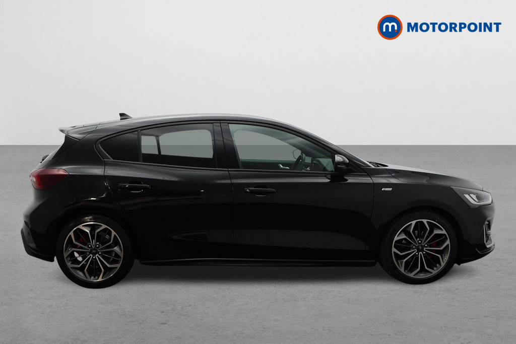 Ford Focus St-Line Vignale Automatic Diesel Hatchback - Stock Number (1611218) - Drivers side