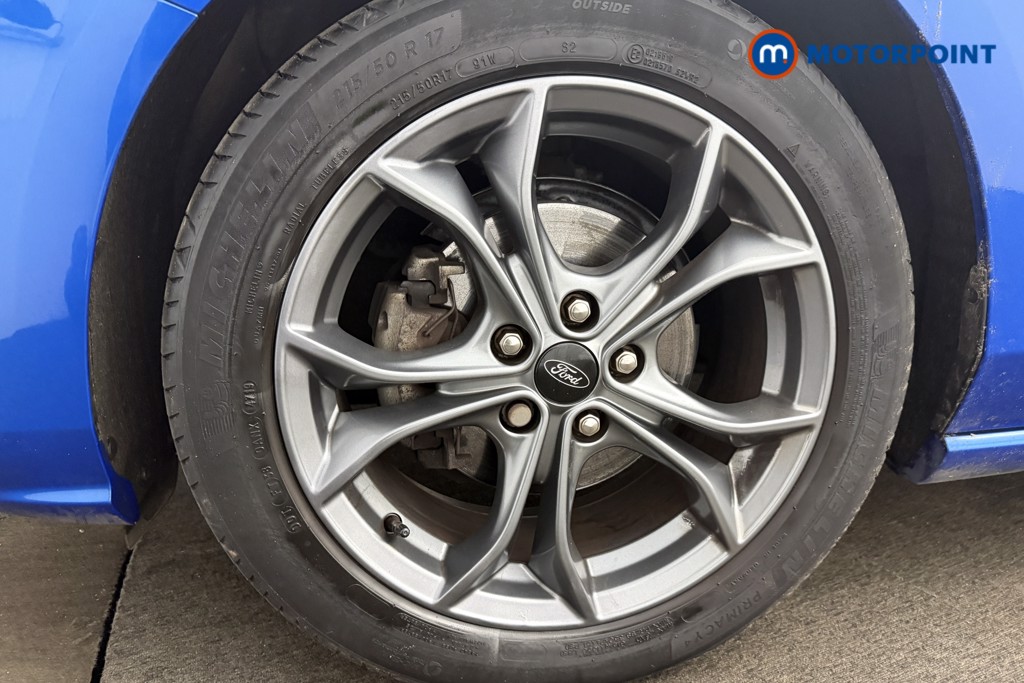 Ford Focus St-Line Manual Petrol Hatchback - Stock Number (1611552) - 10th supplementary image