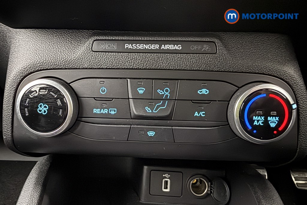 Ford Focus St-Line Manual Petrol Hatchback - Stock Number (1611552) - 14th supplementary image