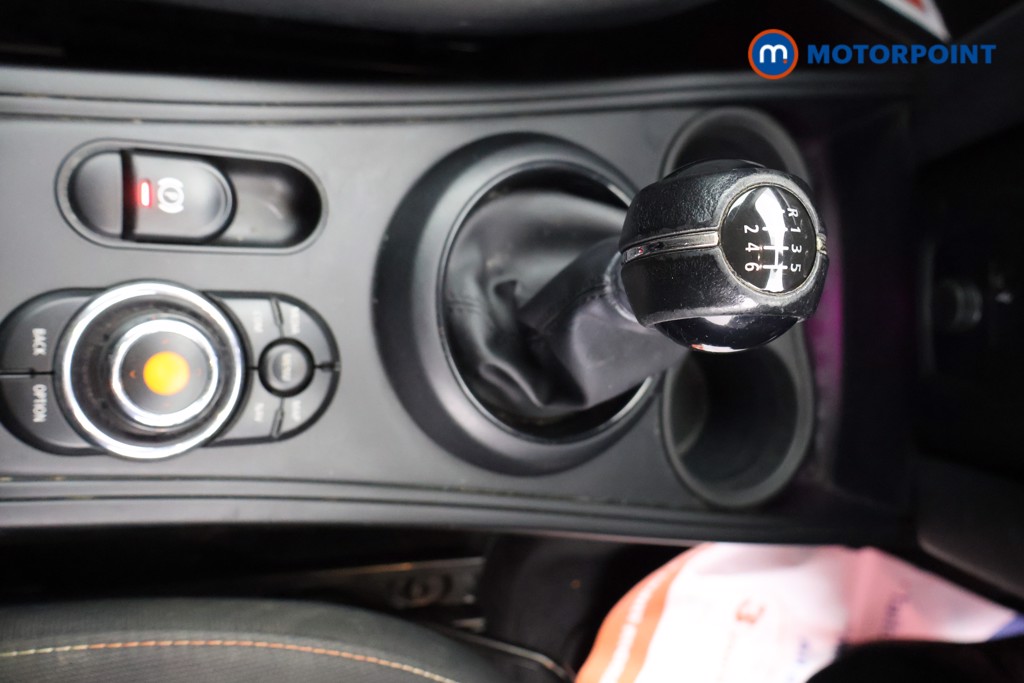 Mini Countryman Cooper Classic Manual Petrol SUV - Stock Number (1611868) - 9th supplementary image