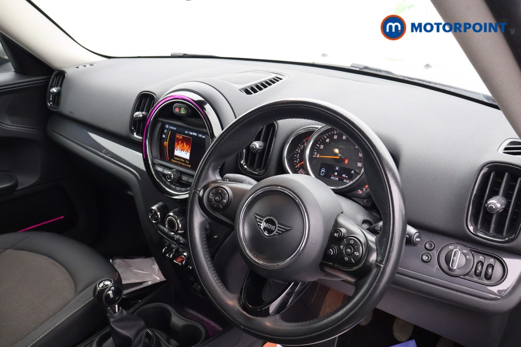 Mini Countryman Cooper Classic Manual Petrol SUV - Stock Number (1611868) - 14th supplementary image